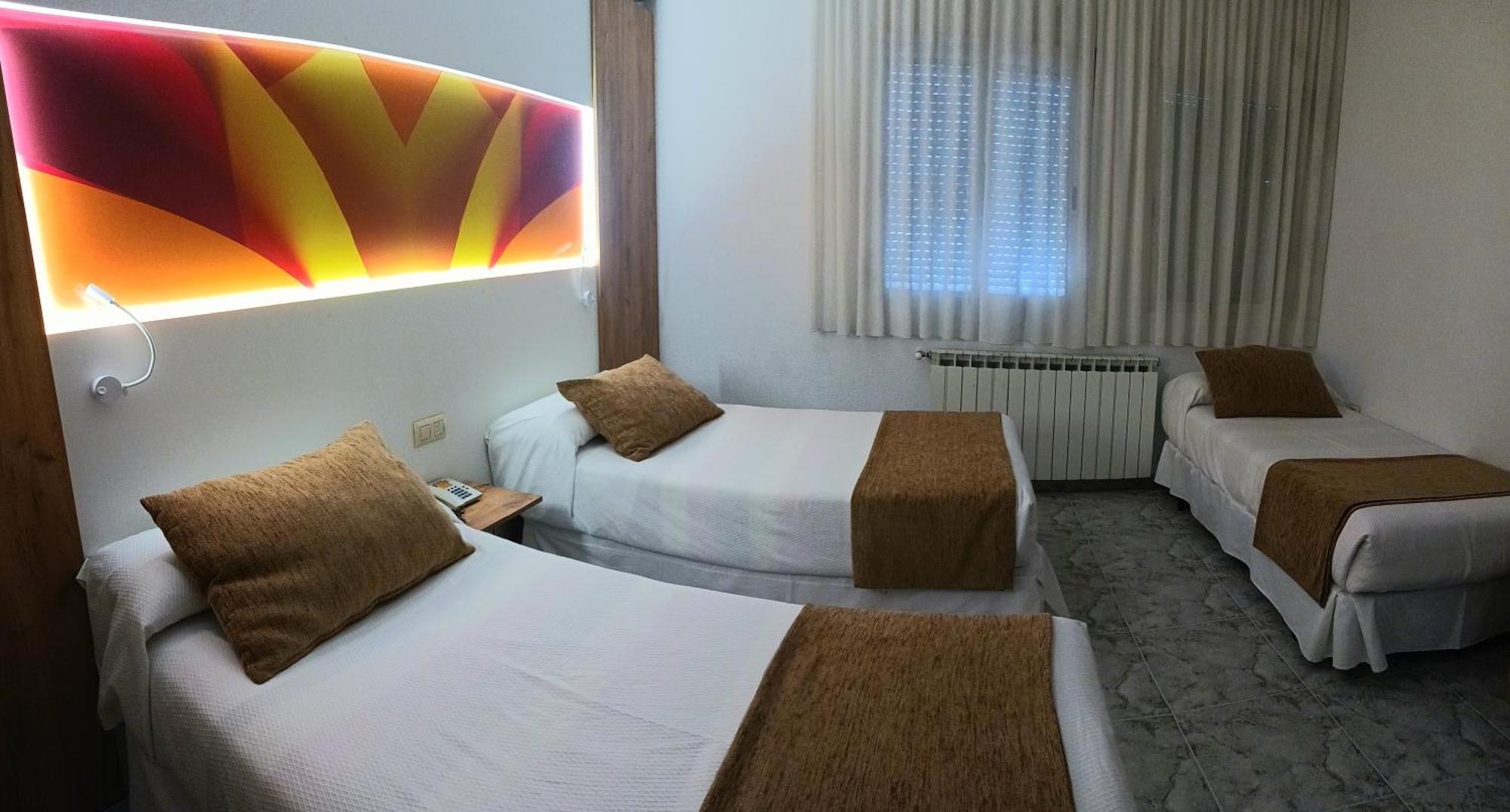 Hostal Real Plasencia Εξωτερικό φωτογραφία
