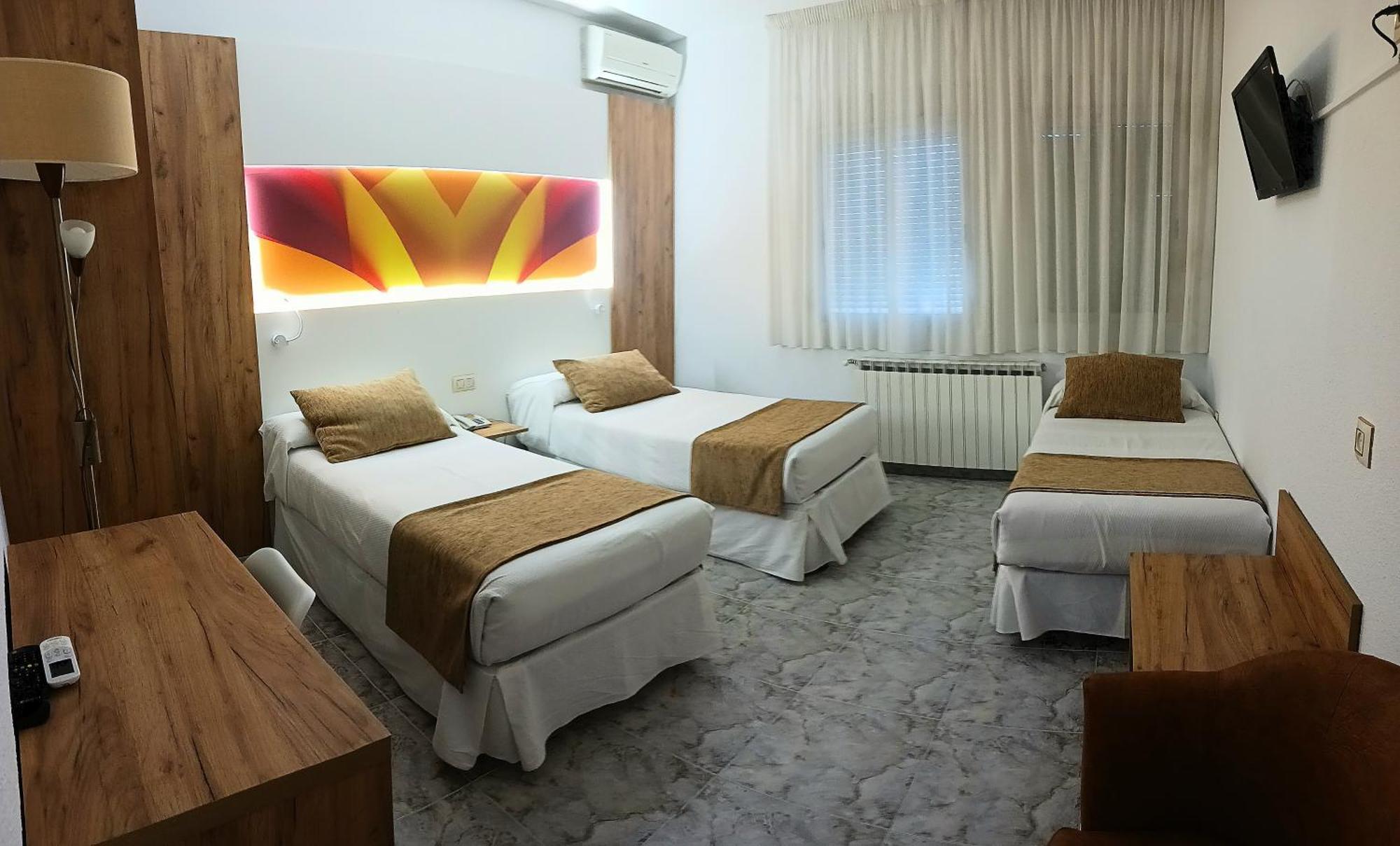 Hostal Real Plasencia Εξωτερικό φωτογραφία
