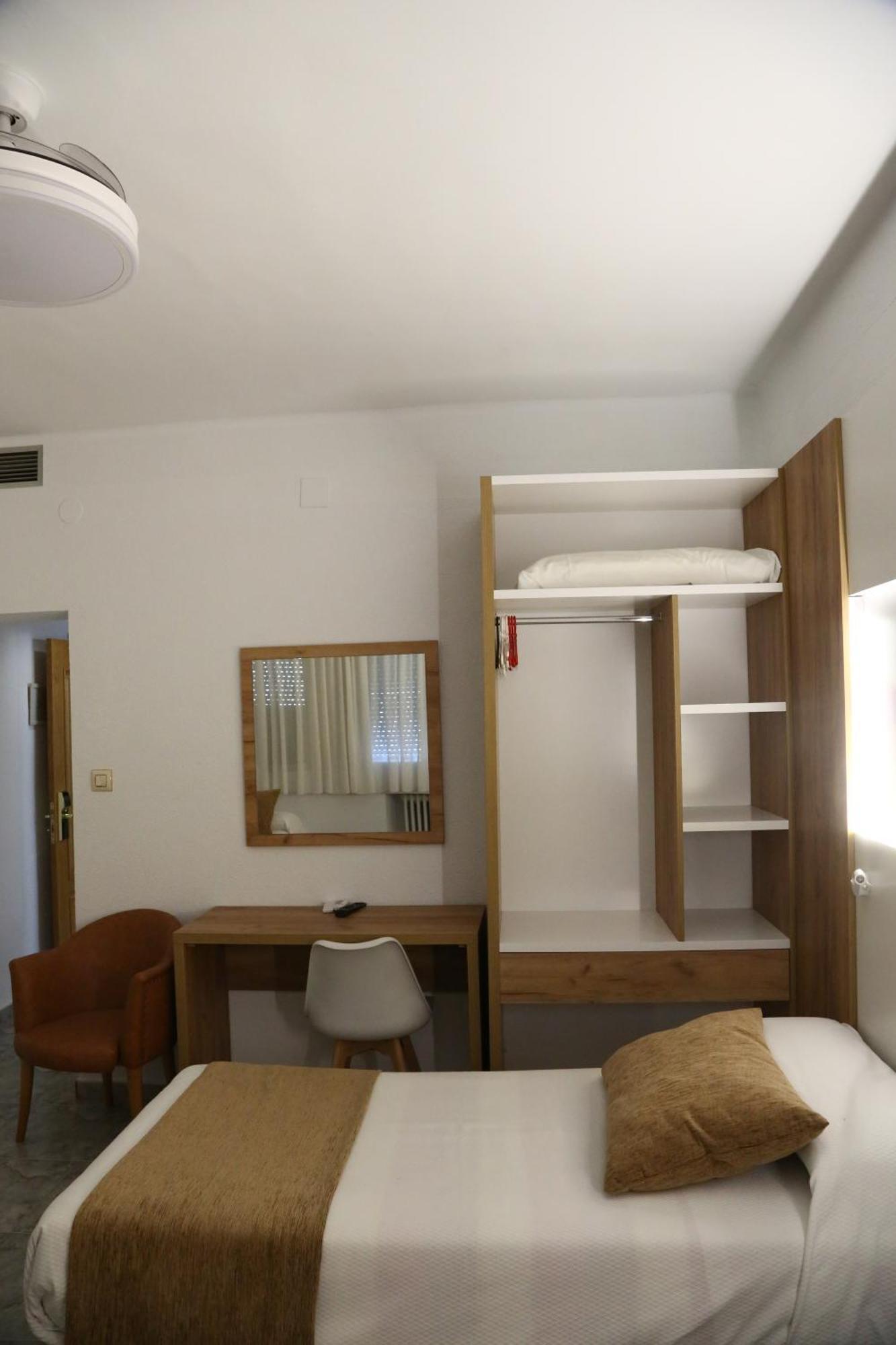 Hostal Real Plasencia Εξωτερικό φωτογραφία