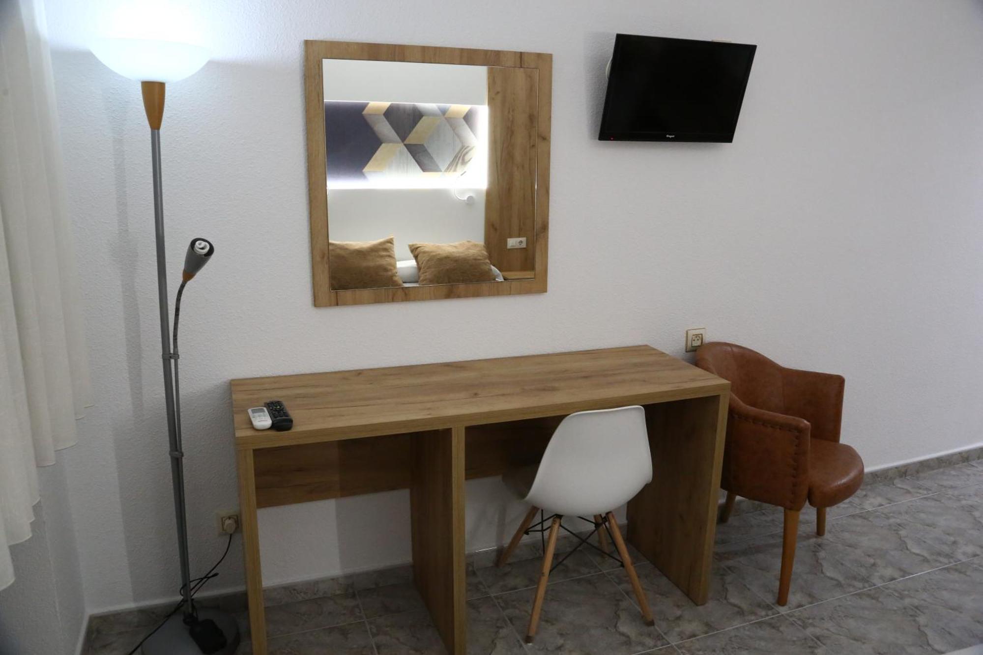 Hostal Real Plasencia Εξωτερικό φωτογραφία